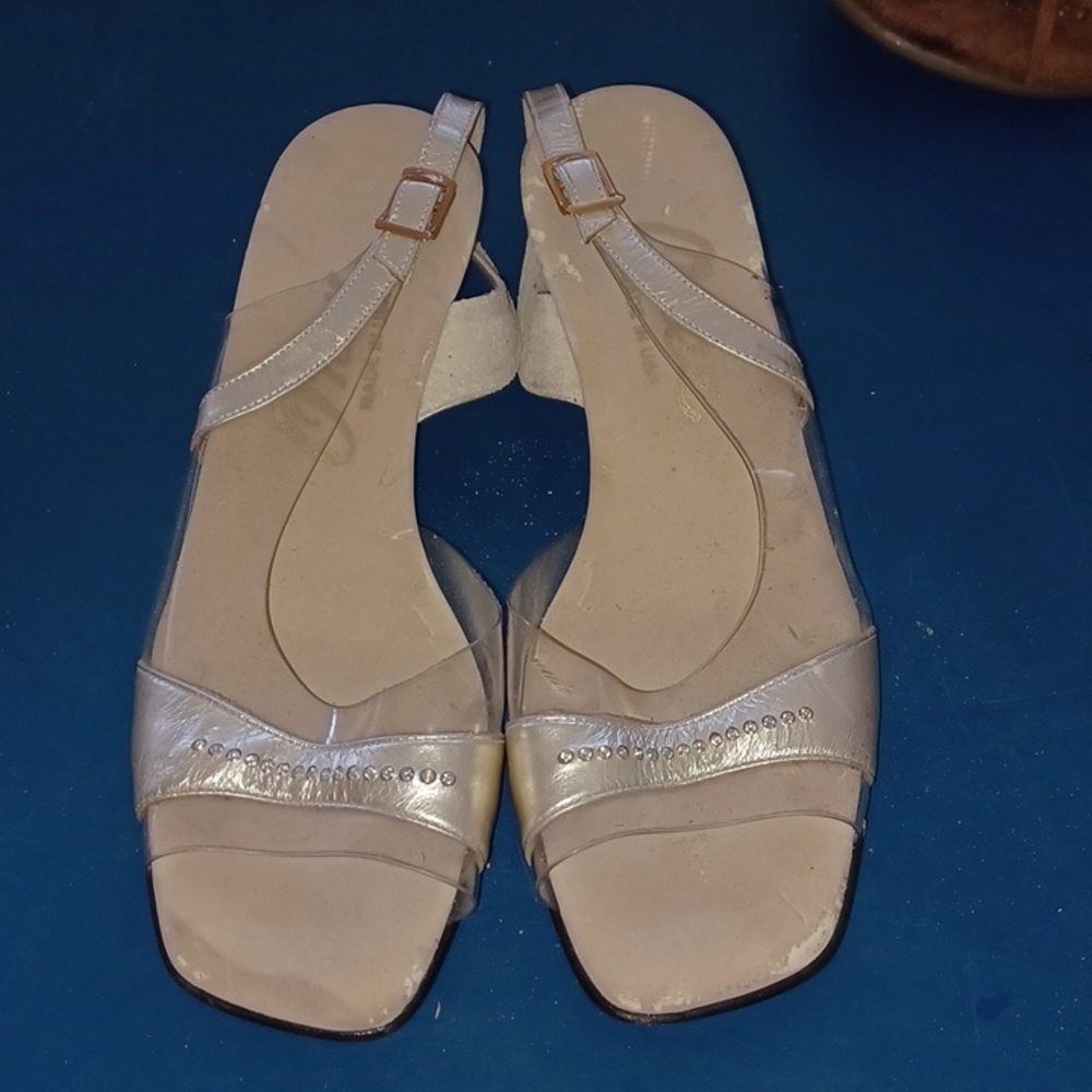 Vintage 60s 70s ONEX clear plastic peep toe sandals rhinestone trim, gold, sz 6